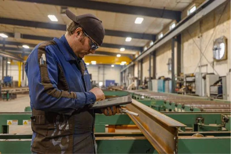 Steel, Aluminum, or Specialty Alloy? A Decision-Maker's Guide to Choosing the Right Material for Your Fabrication Project
